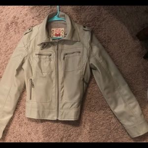 Body Comfort Creme Color Leather Jacket